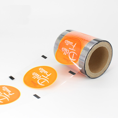 Carrete de película de empaquetado de aislamiento laminado impreso plástico del sellador de la taza de té de la leche del carrete de película de la taza