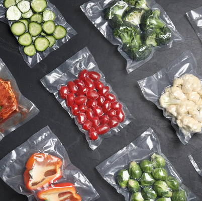 Bolsa de embalaje de alimentos congelados de 30x30cm de almacenamiento personalizado Bolsas de sello al vacío de plástico transparente de nylon para alimentos Carne, pescado y nueces