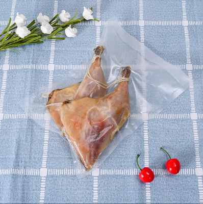 Bolsa de embalaje de vacío sellada de 3 lados precio de fábrica Bolsa de retorte de nylon de grado alimentario para alimentos congelados con muesca de lágrima