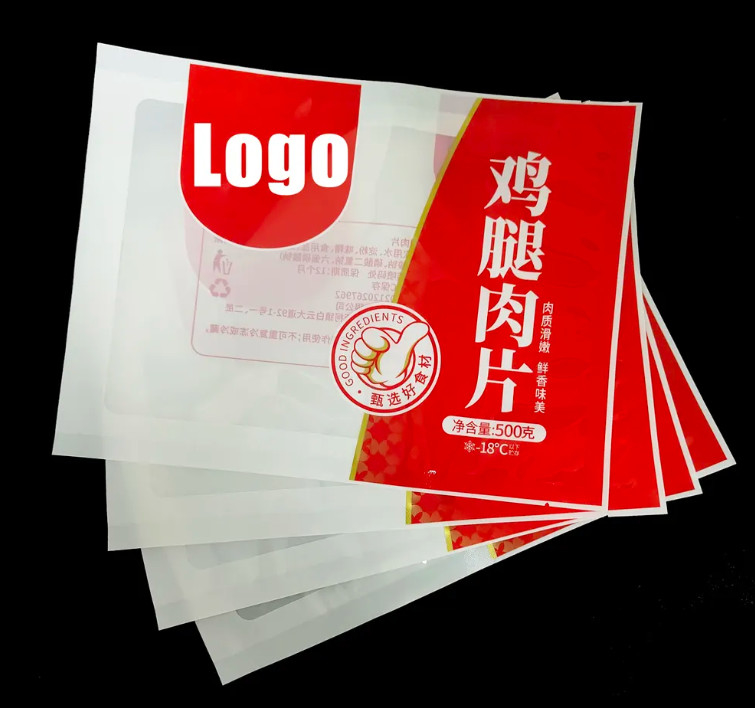 Logotipo impreso a medida Carne PE Nylon Tear Notch Sello térmico transparente Bolsas de embalaje Bolsas de sello al vacío de grado alimenticio